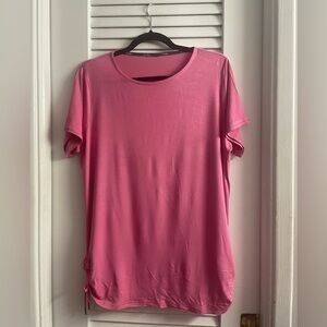 Belyn Key Oversized Pink Shirt w/Adjustable Gathers on Both Sides of Hem. L/XL